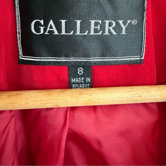 Gallery Women’s Soft Long Trench Coat Belted Red Gold-tone Buttons Size 8 EUC - Picture 8 of 14